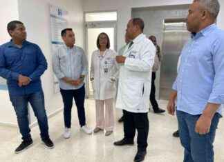 Visita de Regidores de SDO al Director del Hospital Marcelino Vélez Santana visita-de-regidores-de-sdo-al-director-del-hospital-marcelino-vlez-santana