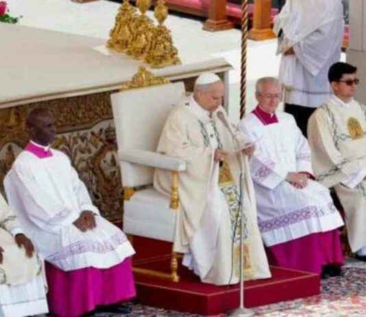 Llamamiento a la paz y unidad: Inicio del pontificado de León XIV llamamiento-a-la-paz-y-unidad-nicio-del-pontificado-de-len-xv